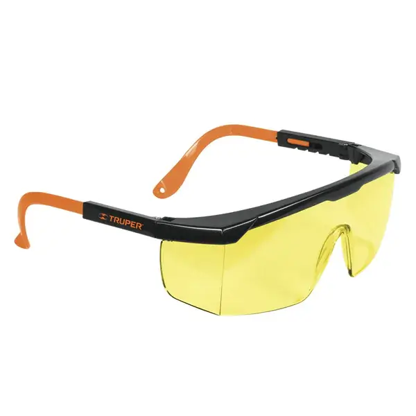 Какие средства индивидуальной защиты нужны в саду весной?