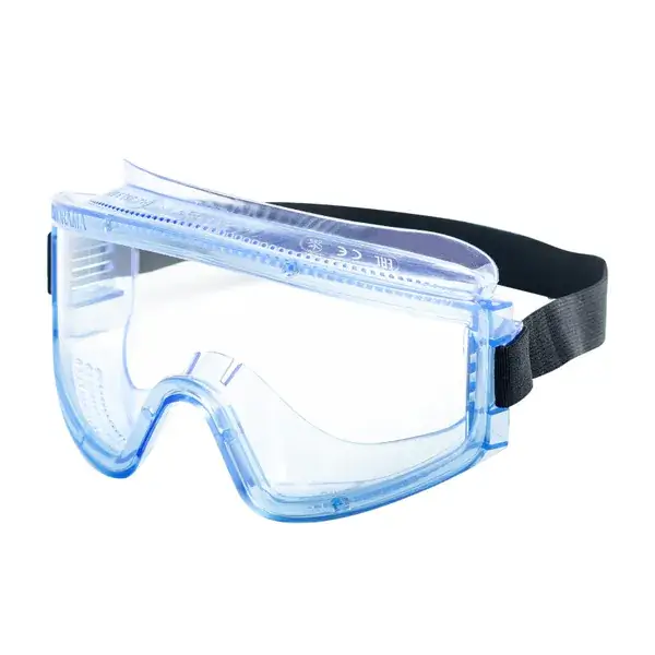 Какие средства индивидуальной защиты нужны в саду весной?