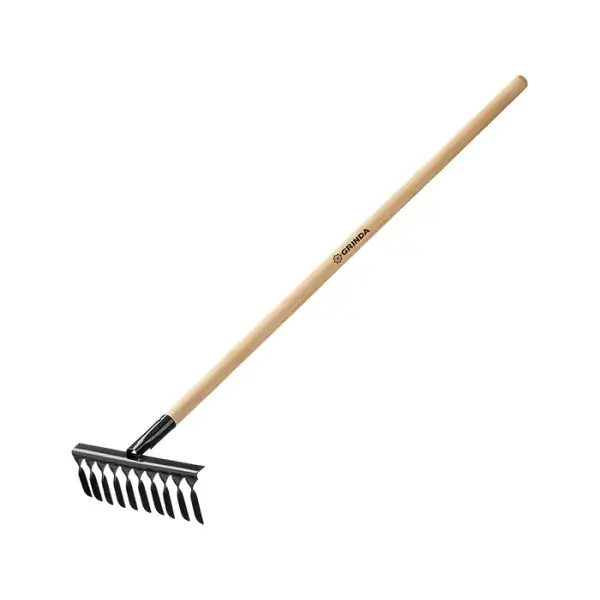 Как выбрать хороший инвентарь для садовых работ?